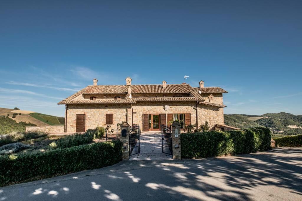 La Casa Vacanza Con Vista Panoramica Sui Vigneti Rotella Exterior photo